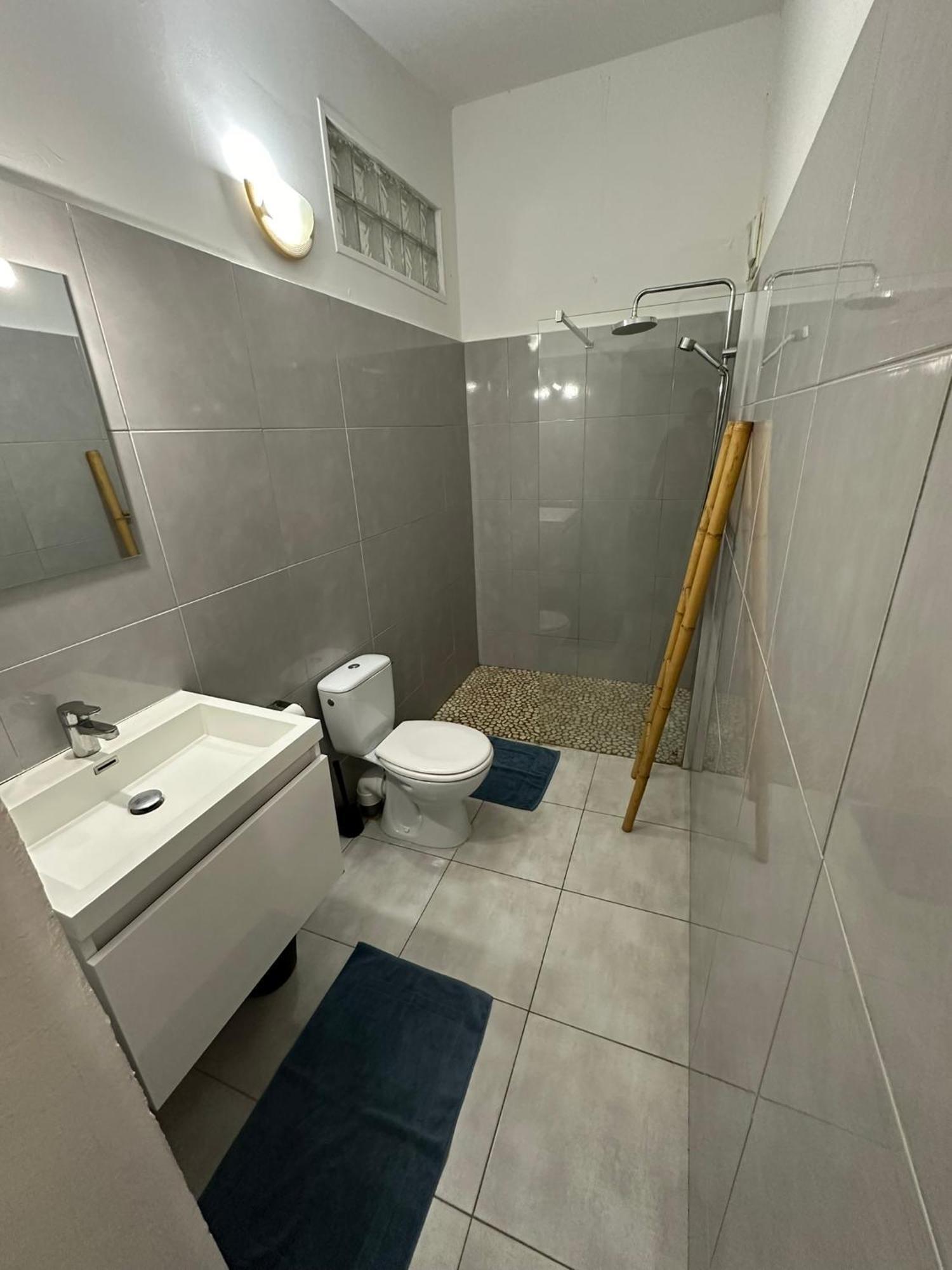 Apartamento T2 A Convenance Baie-Mahault Exterior foto